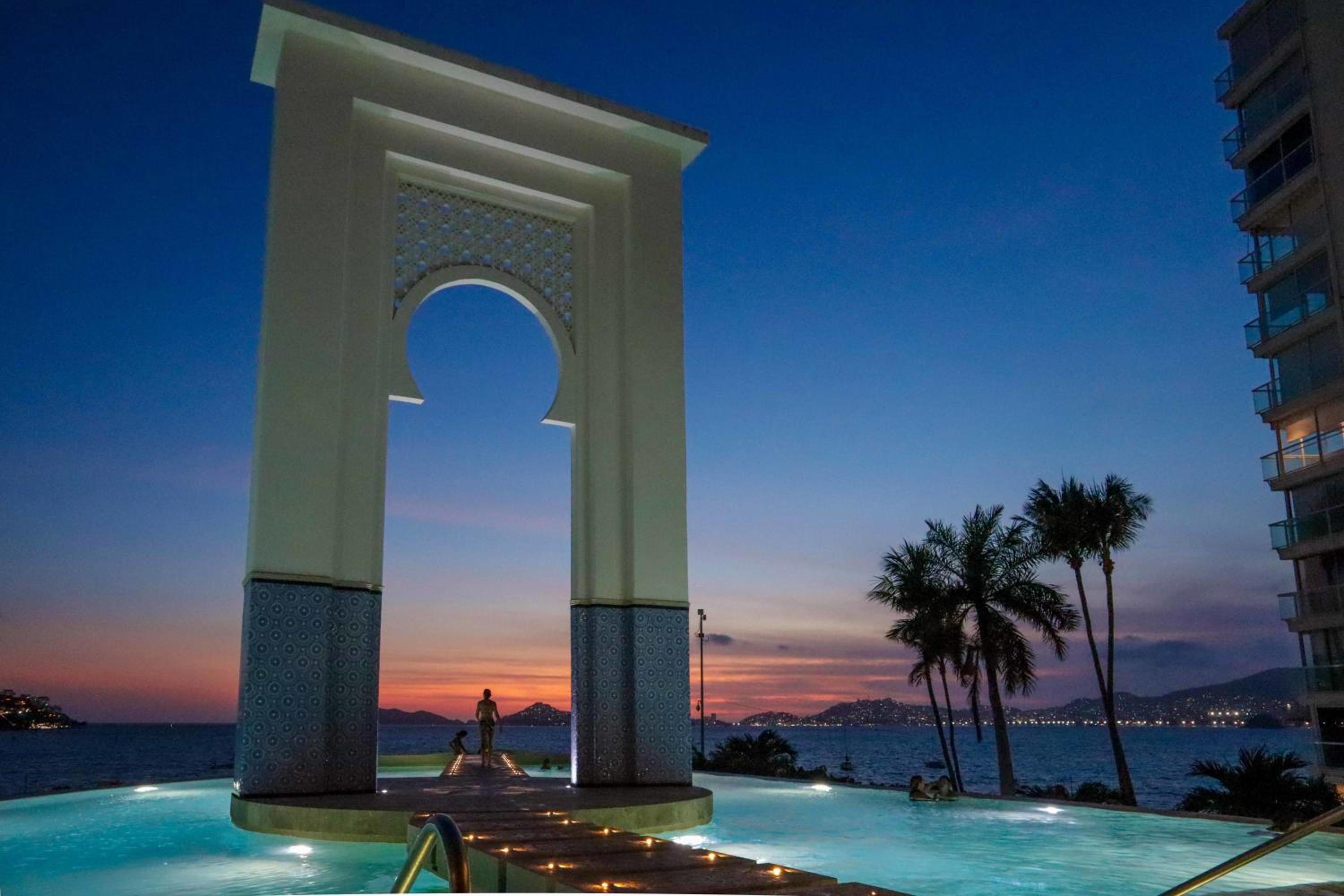 New Beachfront Paradise at Armandos Le Club view 2