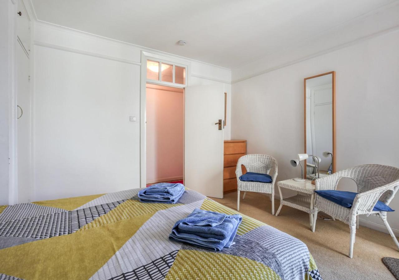 St Margarets Flat, photo 13