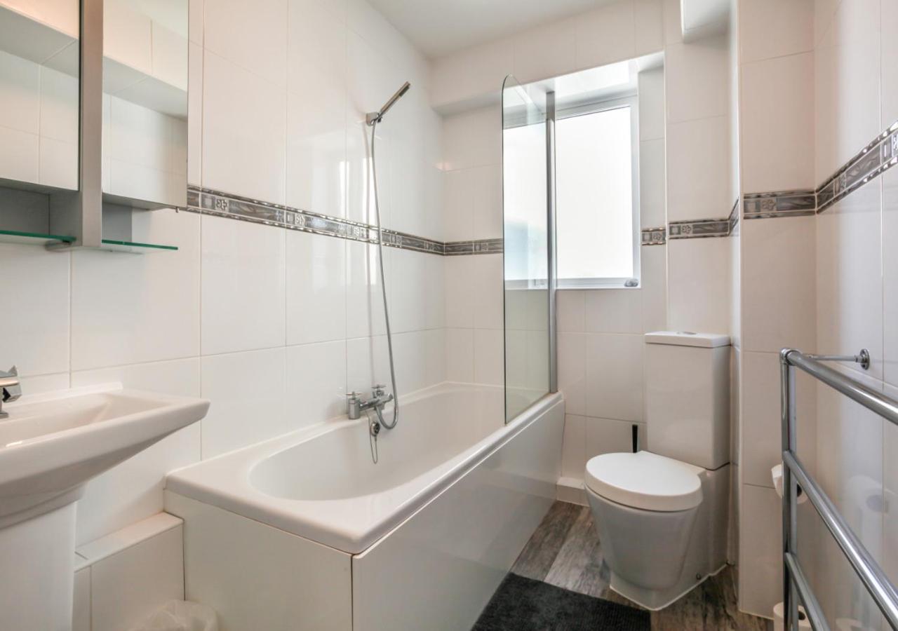 St Margarets Flat, photo 15