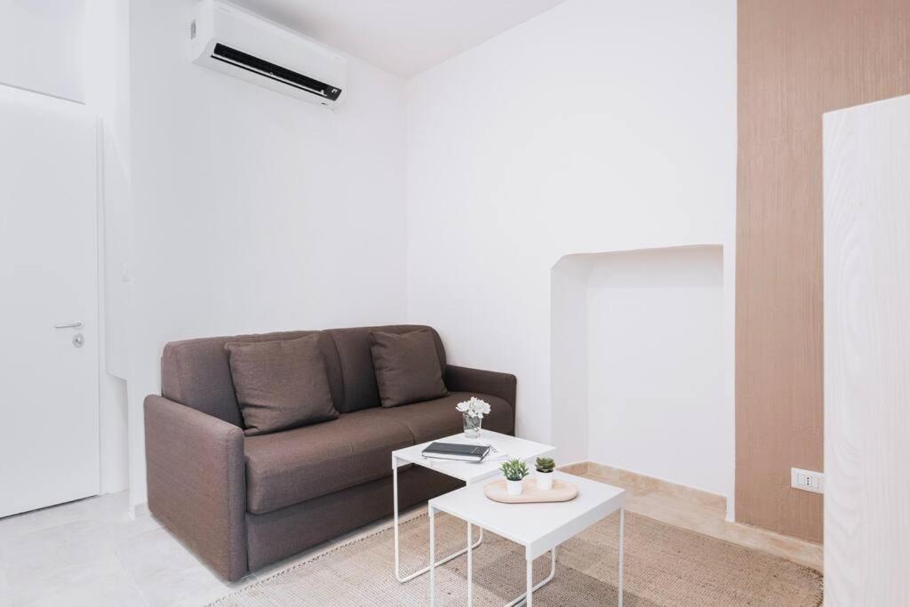 Easylife - Milano - Col di Lana 1 - Navigli