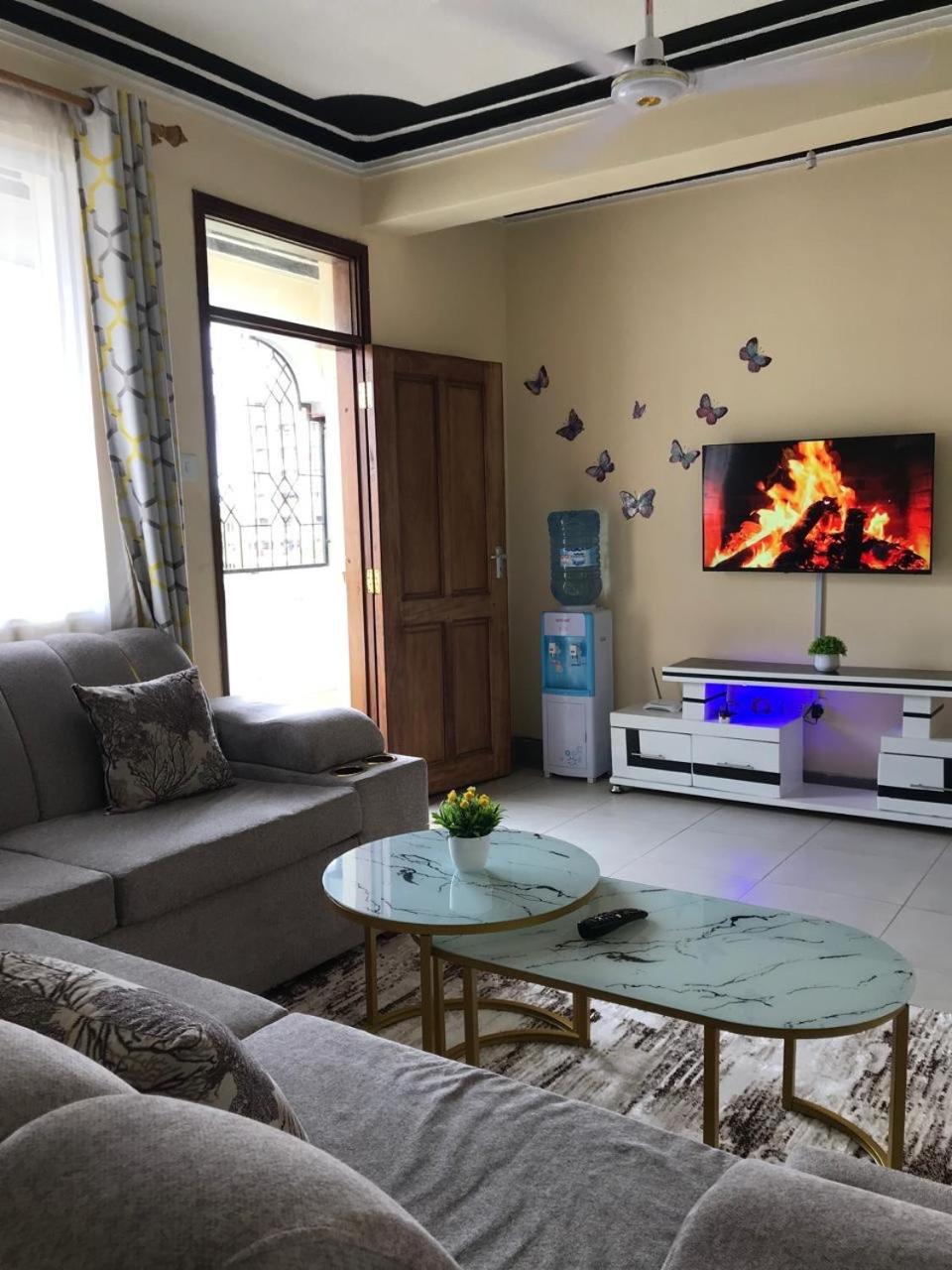 Greyline One Br with Two Beds Bamburi 0743 then 379 and 135