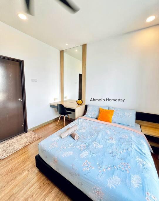 Landmark Residence 1 - Studio for two, Pool View, Nice View view 2