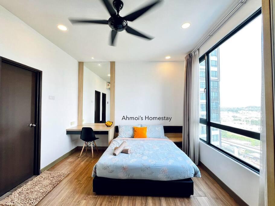 Landmark Residence 1 - Studio for two, Pool View, Nice View view 3