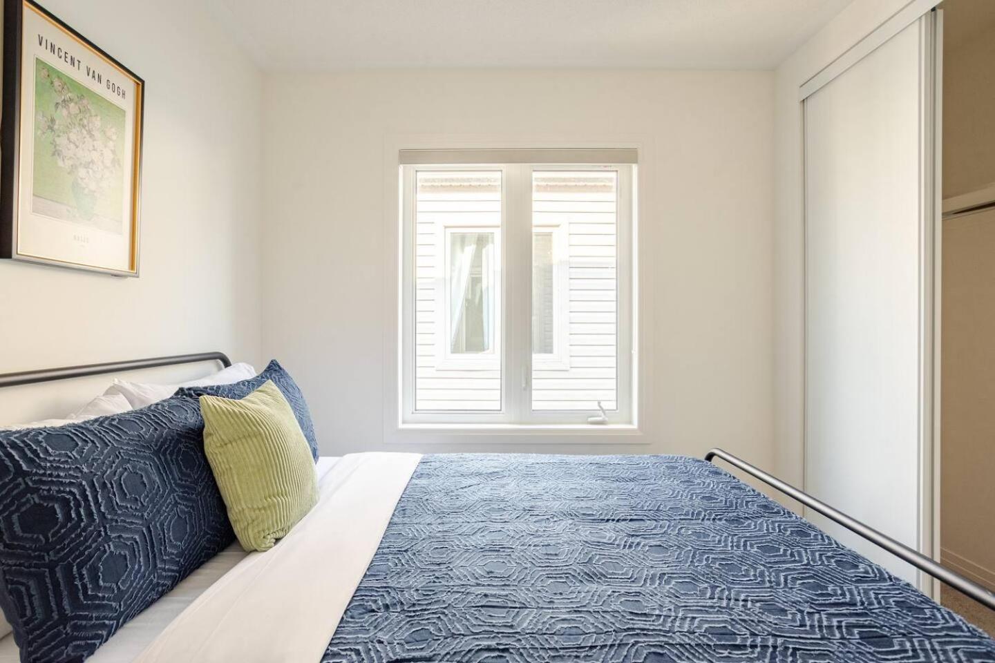 Stylish 4br Fast Wifi Sleeps 10