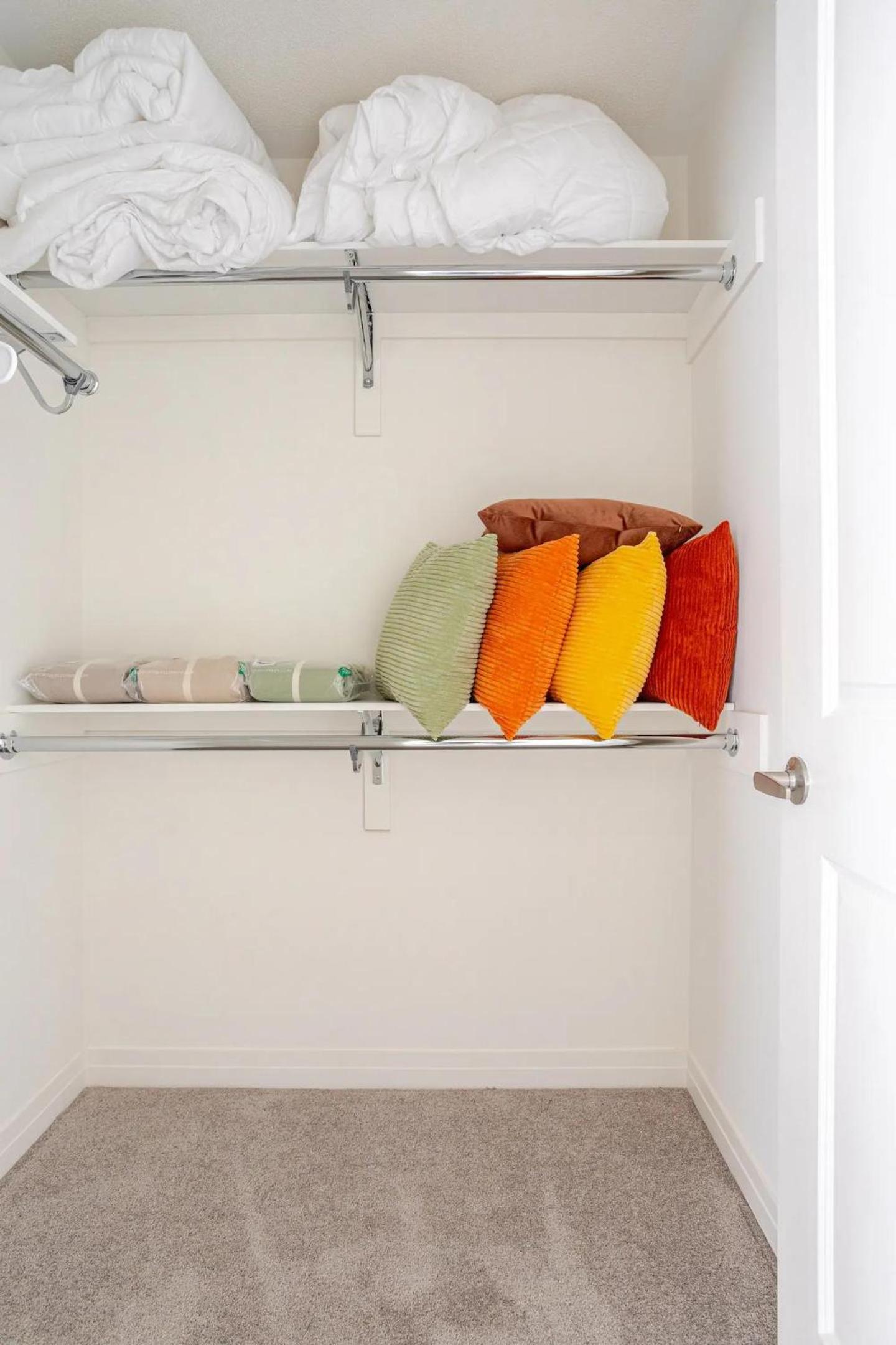 Stylish 4br Fast Wifi Sleeps 10