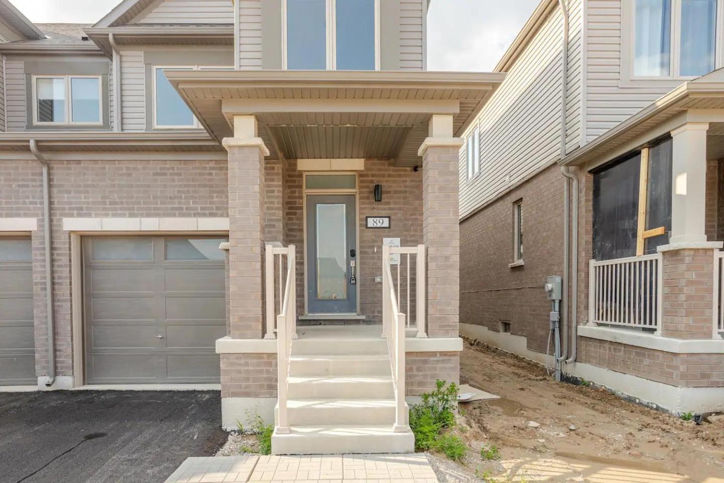 Stylish 4br Fast Wifi Sleeps 10