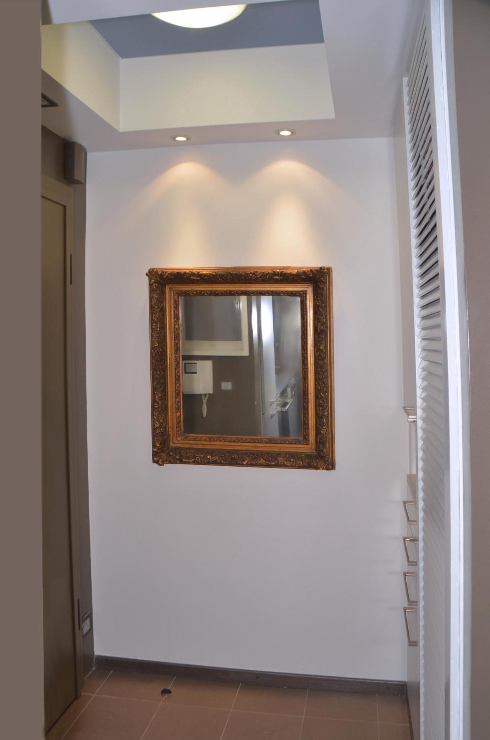 Plaka Stylish 1 Bed Apartment on Cathedral Sq - CM1