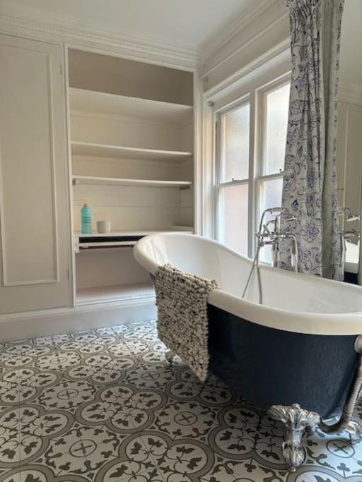 4-bed Lodge at The Grand Hotel, Folkestone view 5