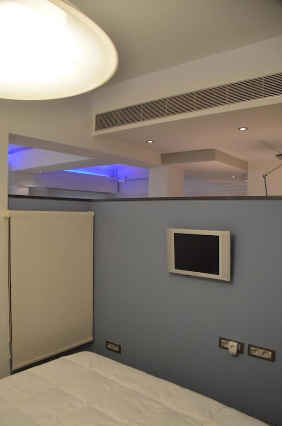 Plaka Stylish 1 Bed Apartment on Cathedral Sq - CM1 photo 4