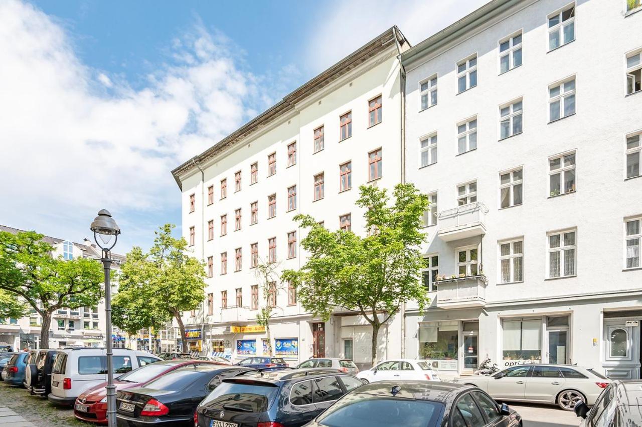 Newly furnished apartment for up to 6 people