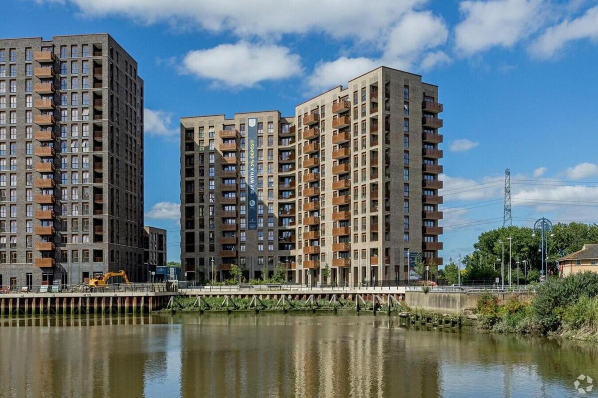 Riverside Retreat in Barking