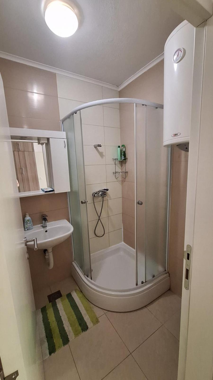 Apartman MAJNA