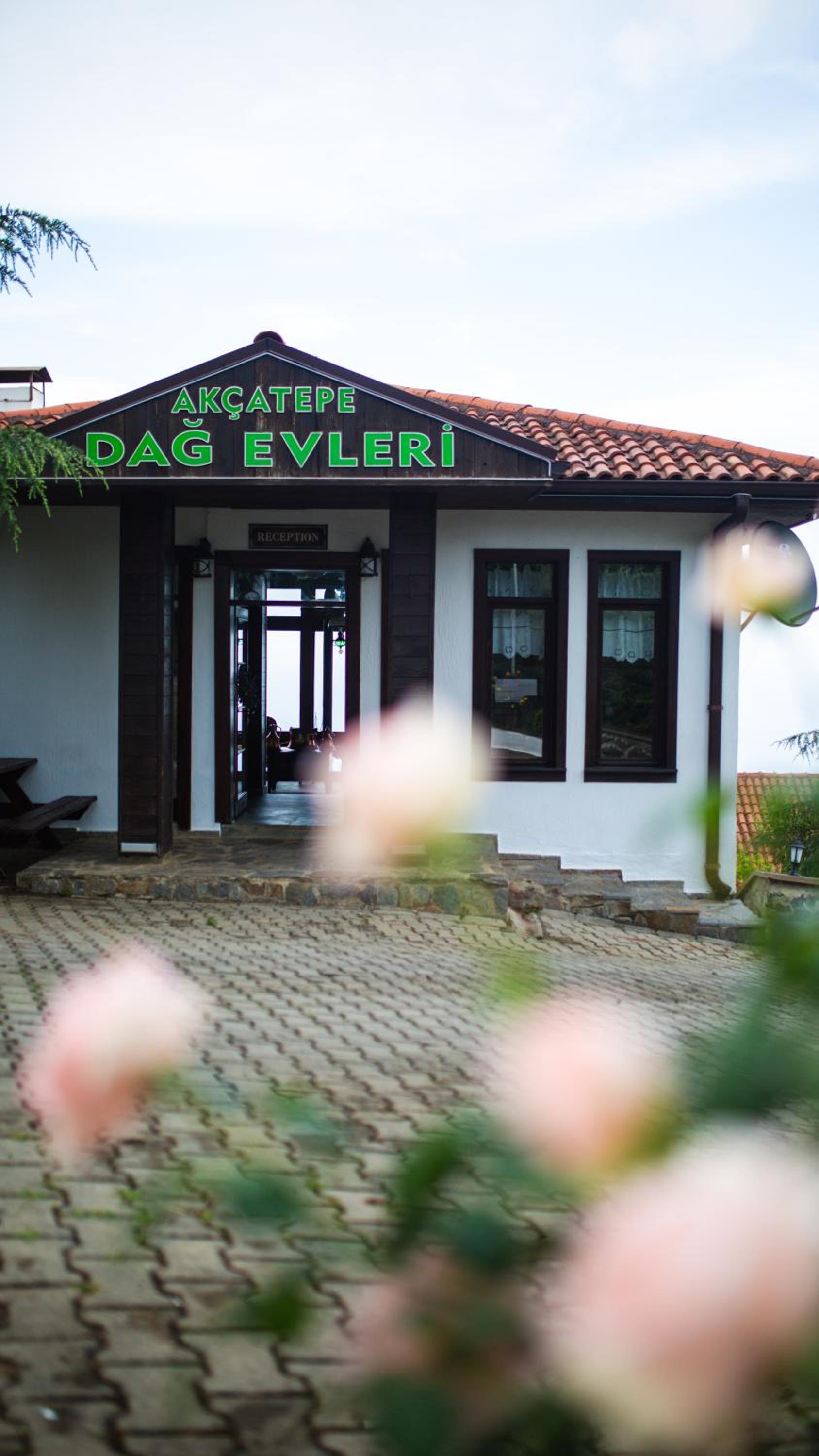 Akcatepe Dag Evleri
