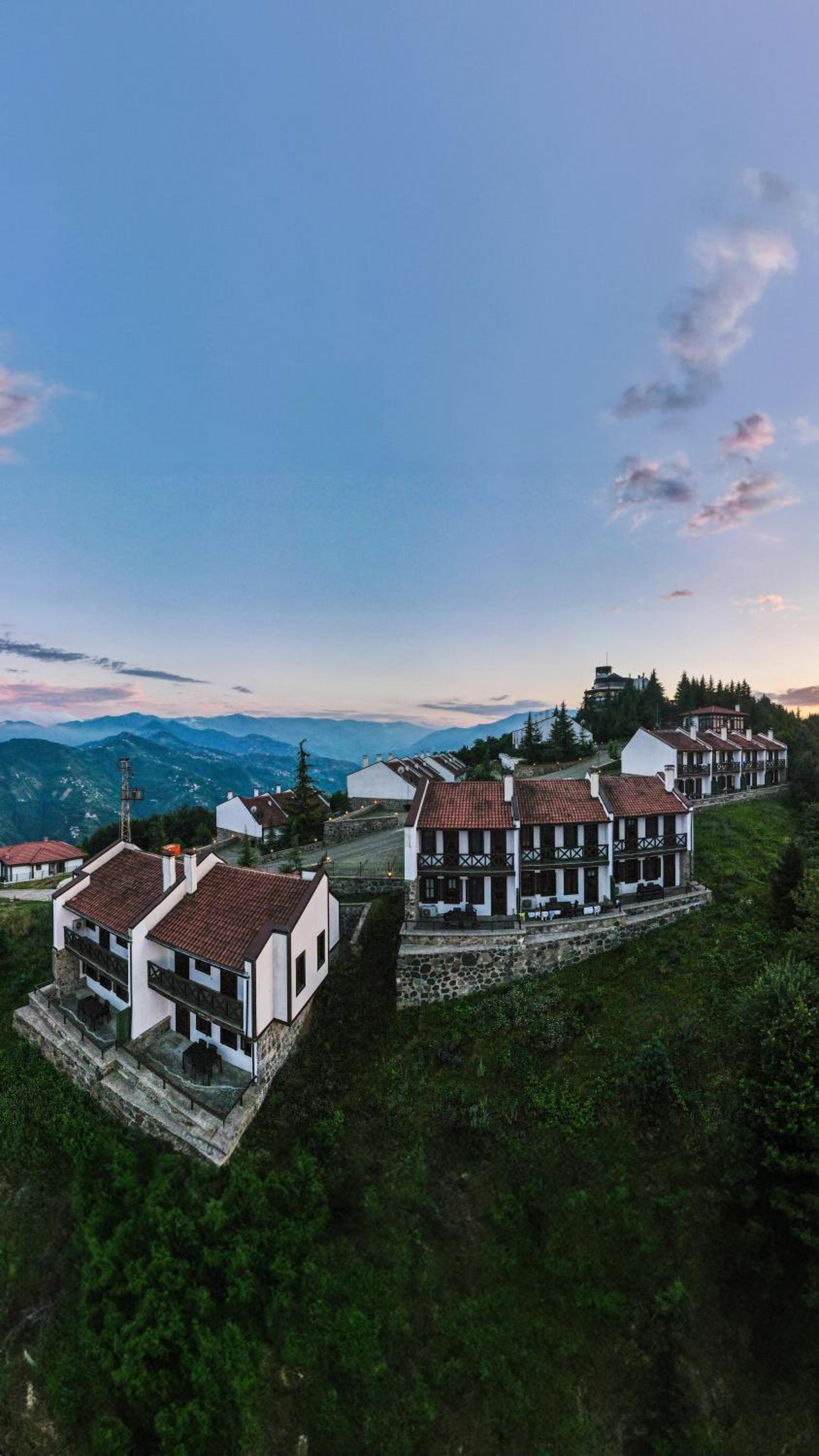 Akcatepe Dag Evleri