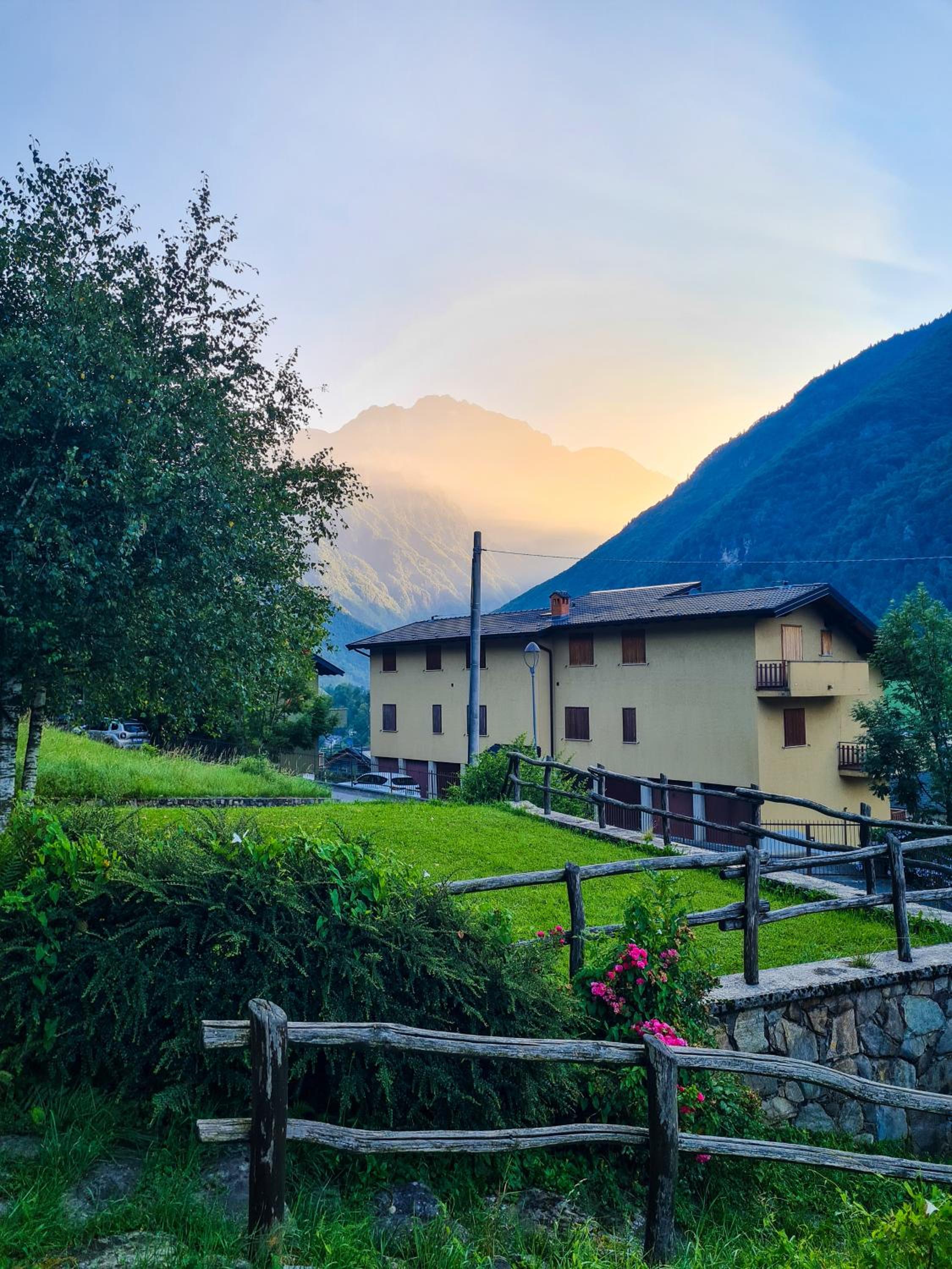 La Cà Granda, quiet house with mountain views view 2