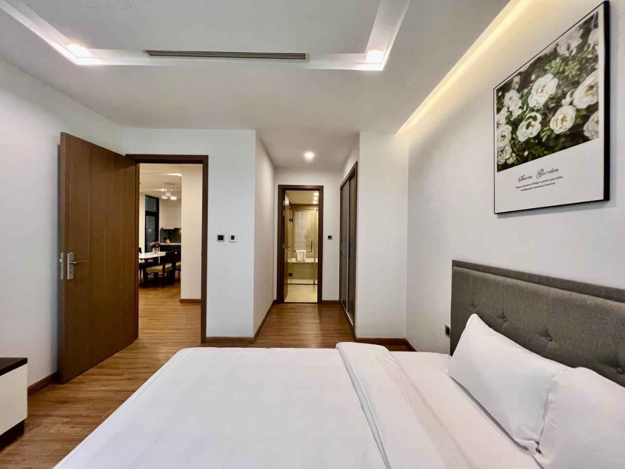 Vinhomes Metropolis Luxury Apartment 4 Br