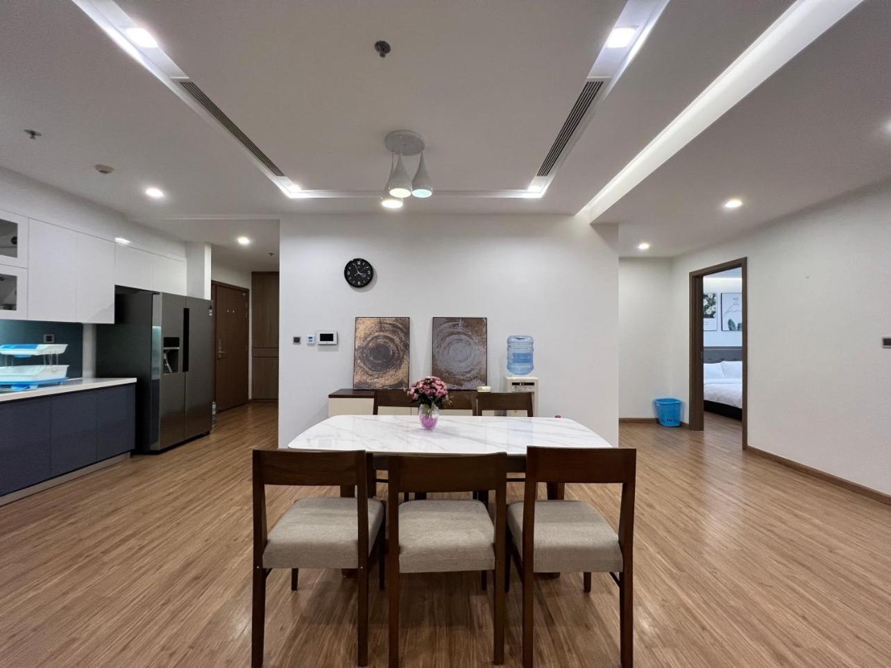 Vinhomes Metropolis Luxury Apartment 4 Br