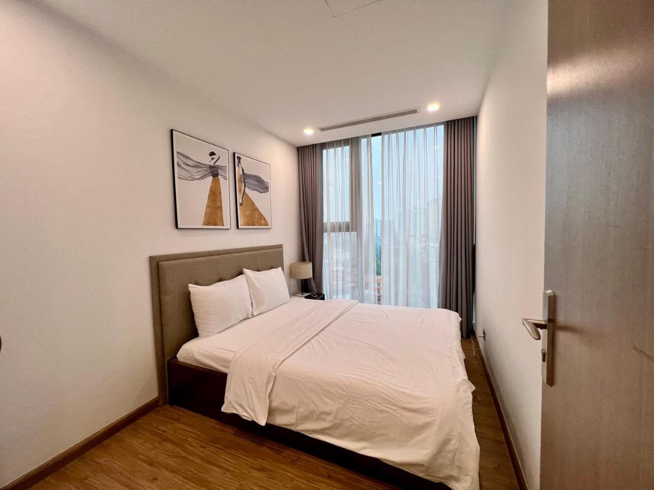 Vinhomes Metropolis Luxury Apartment 4 Br