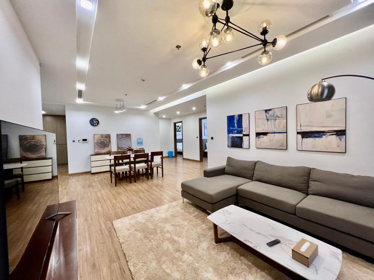 Vinhomes Metropolis Luxury Apartment 4 Br