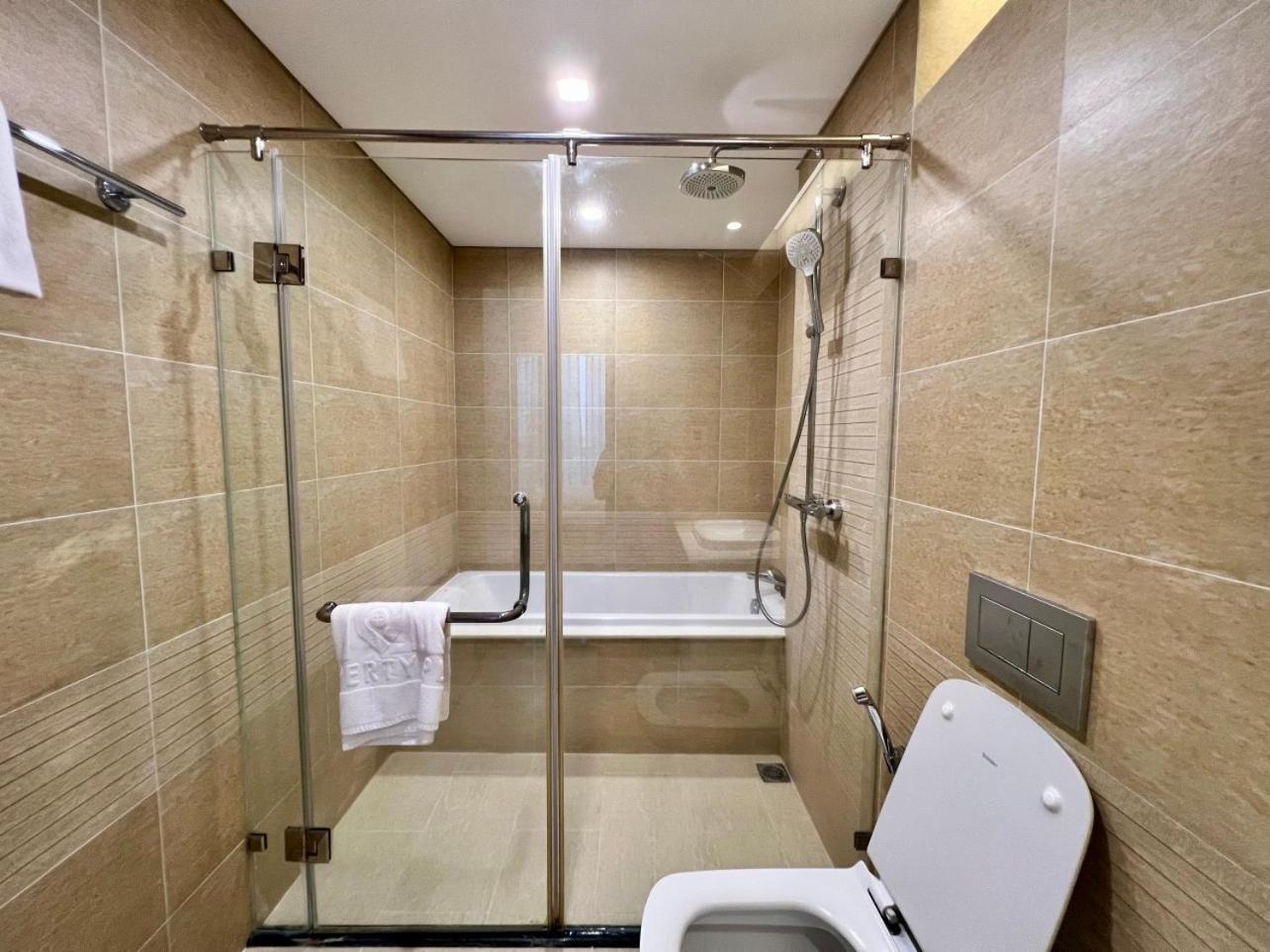 Vinhomes Metropolis Luxury Apartment 4 Br