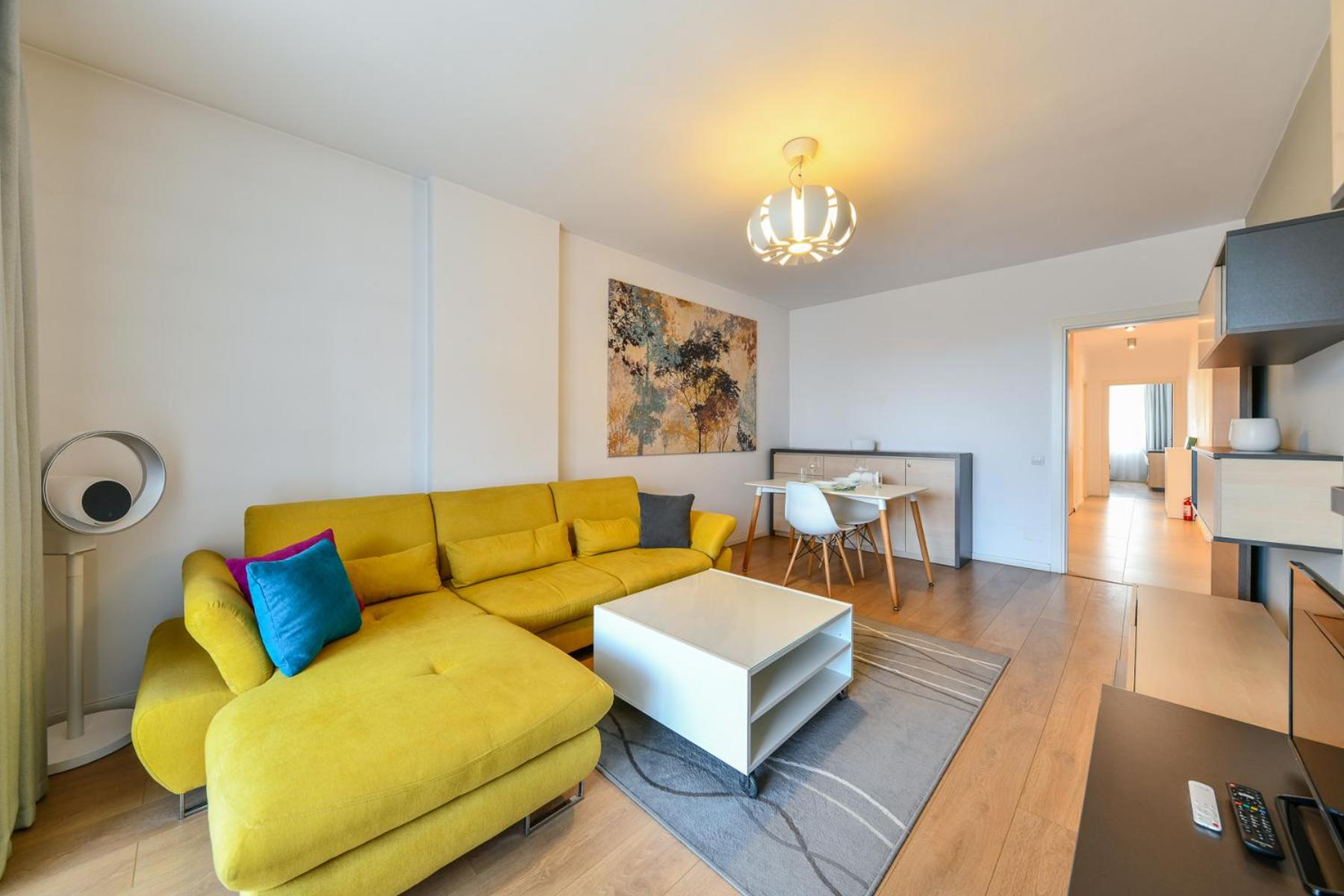Cosy Central Stay w Parking view 2