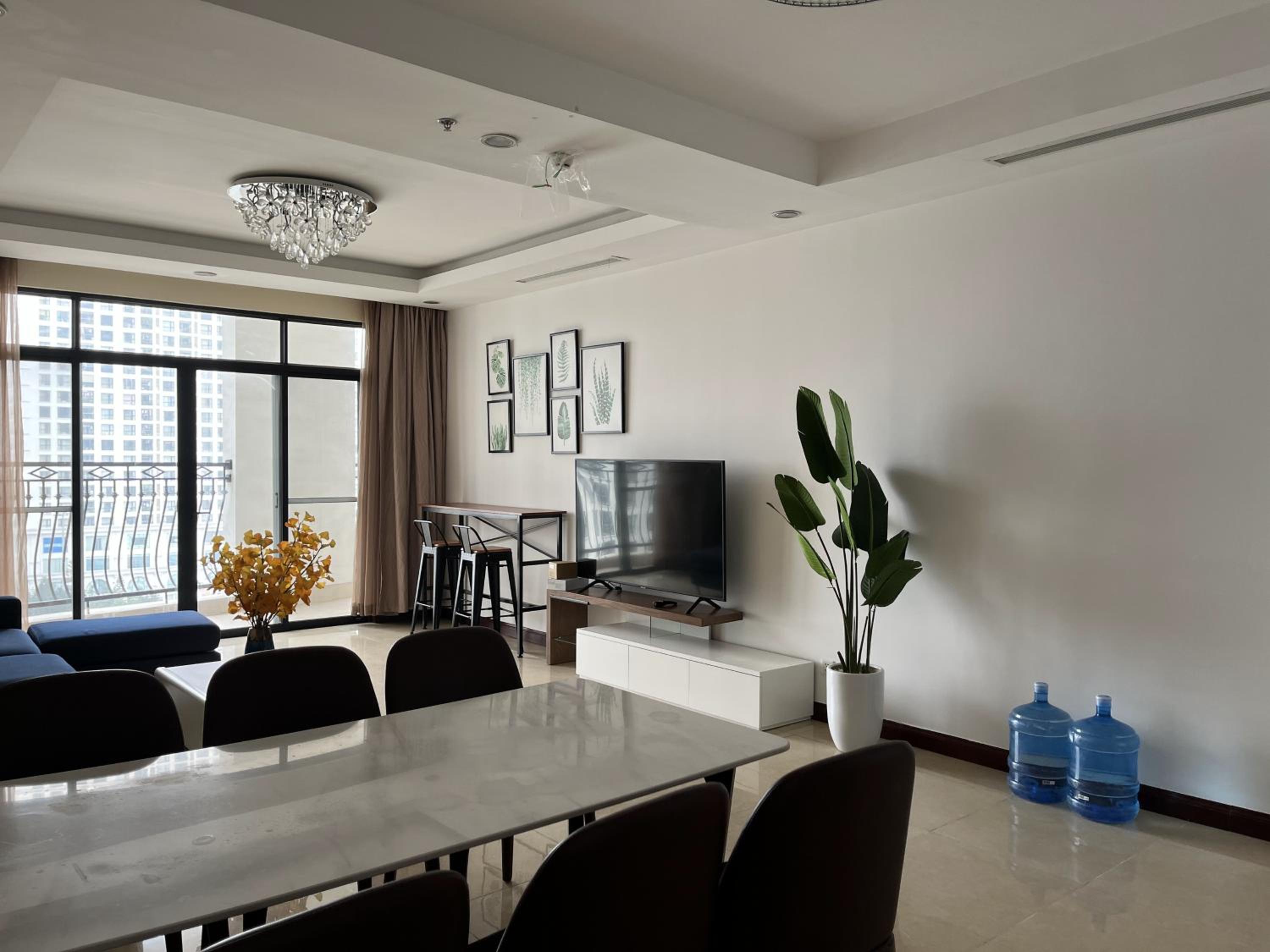 Vinhomes Royal City Apartment 3 Br