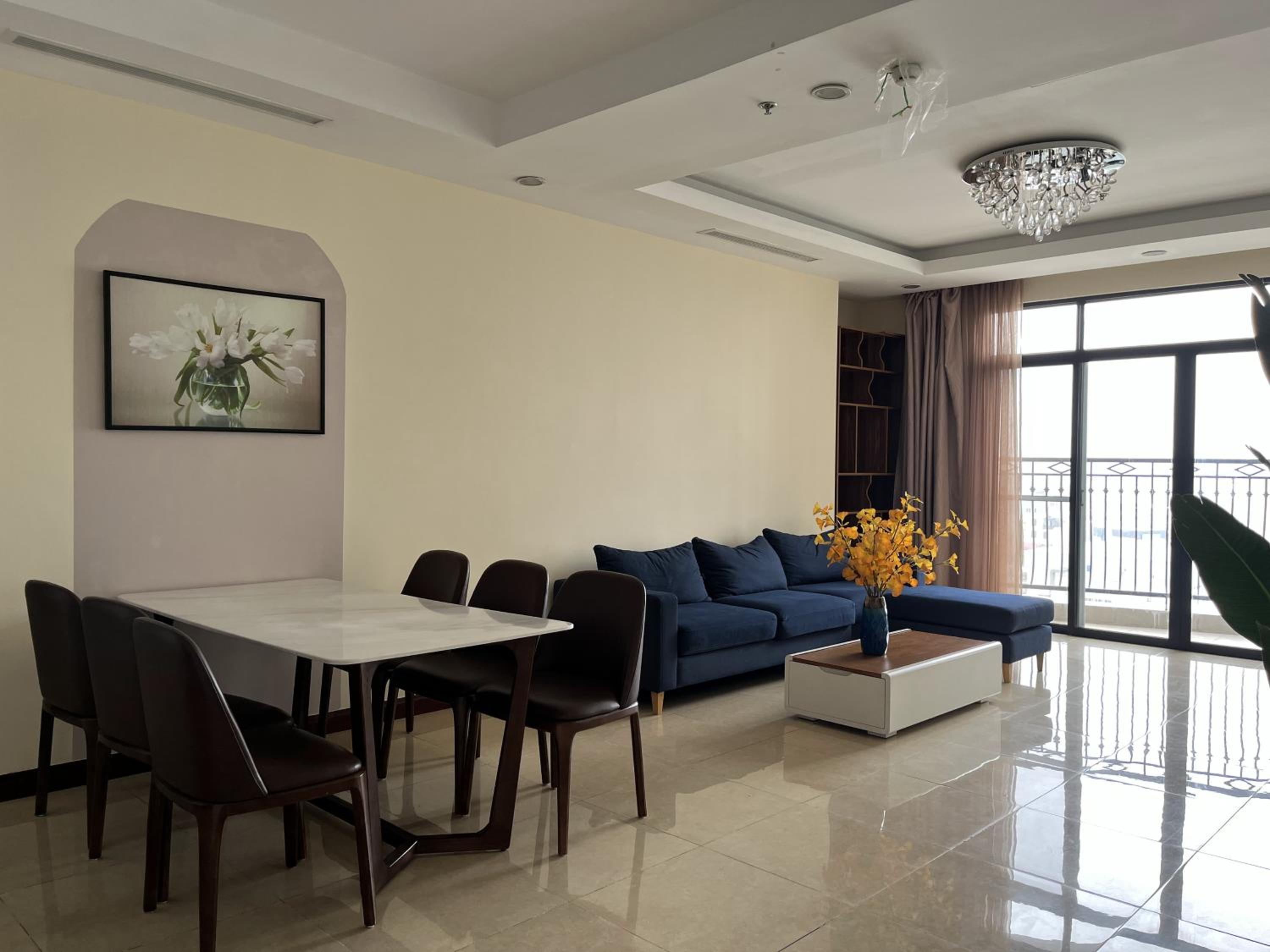Vinhomes Royal City Apartment 3 Br