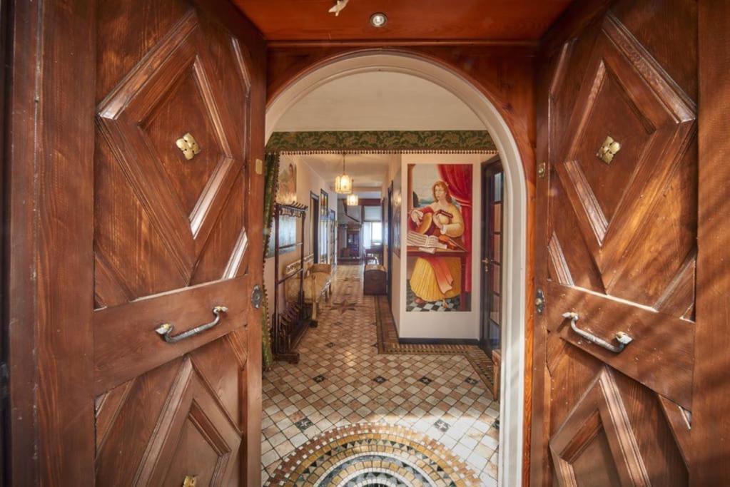 Villa Meridiana-Luxury Lakeside Oasis on Lake Como