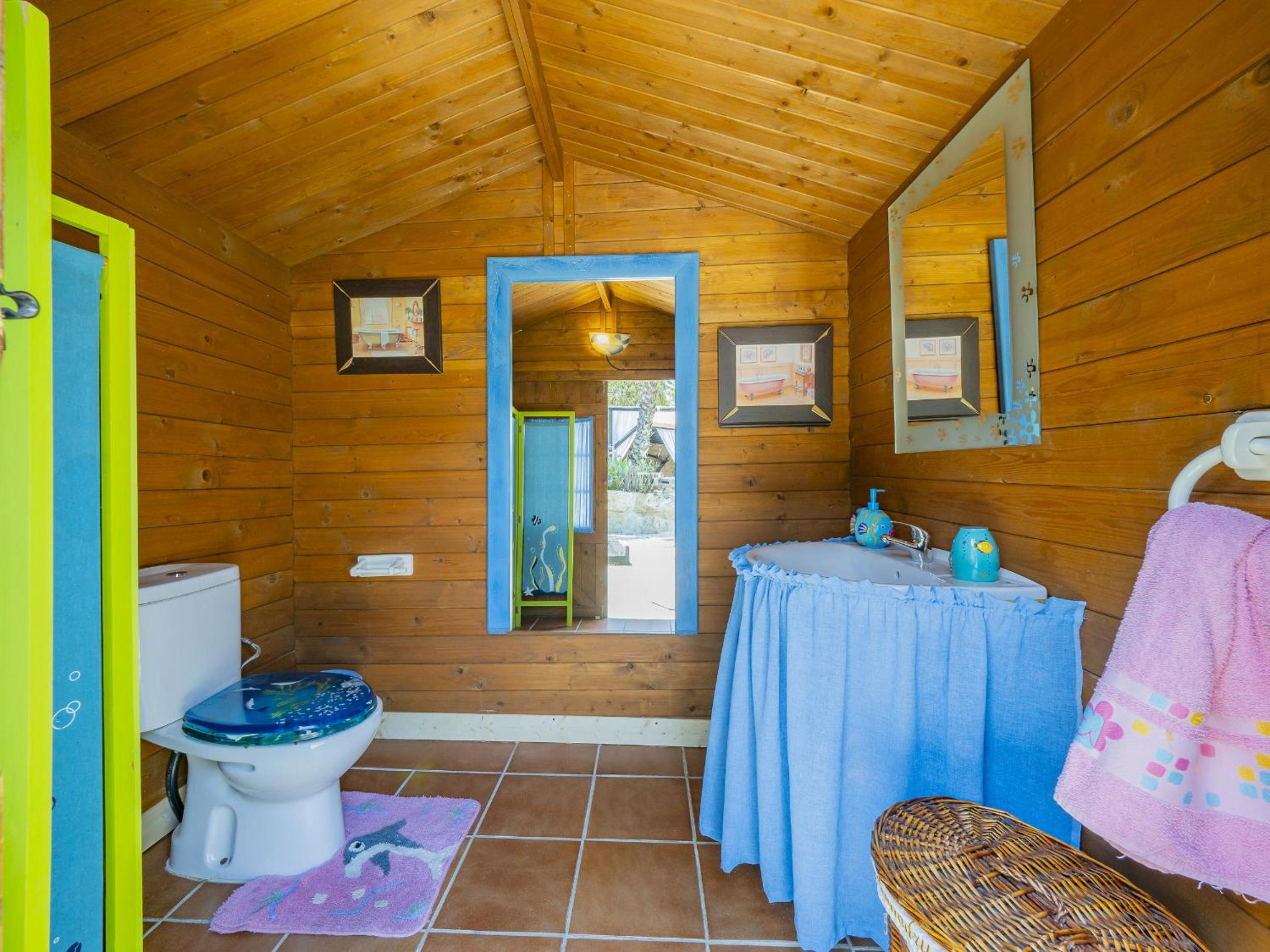 Cubo's Whitestone Villa Family Fun