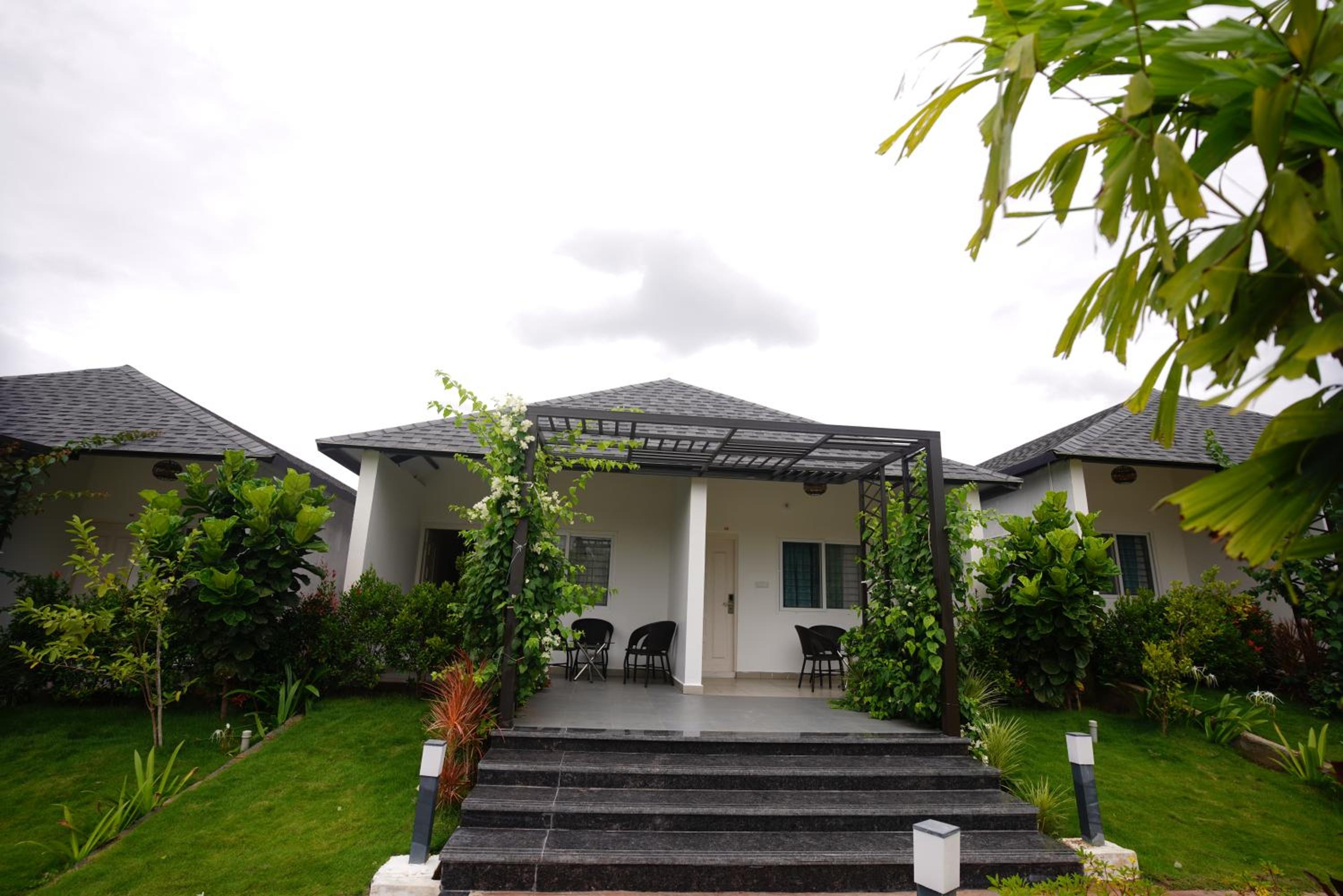 Q Mango Resort view 4