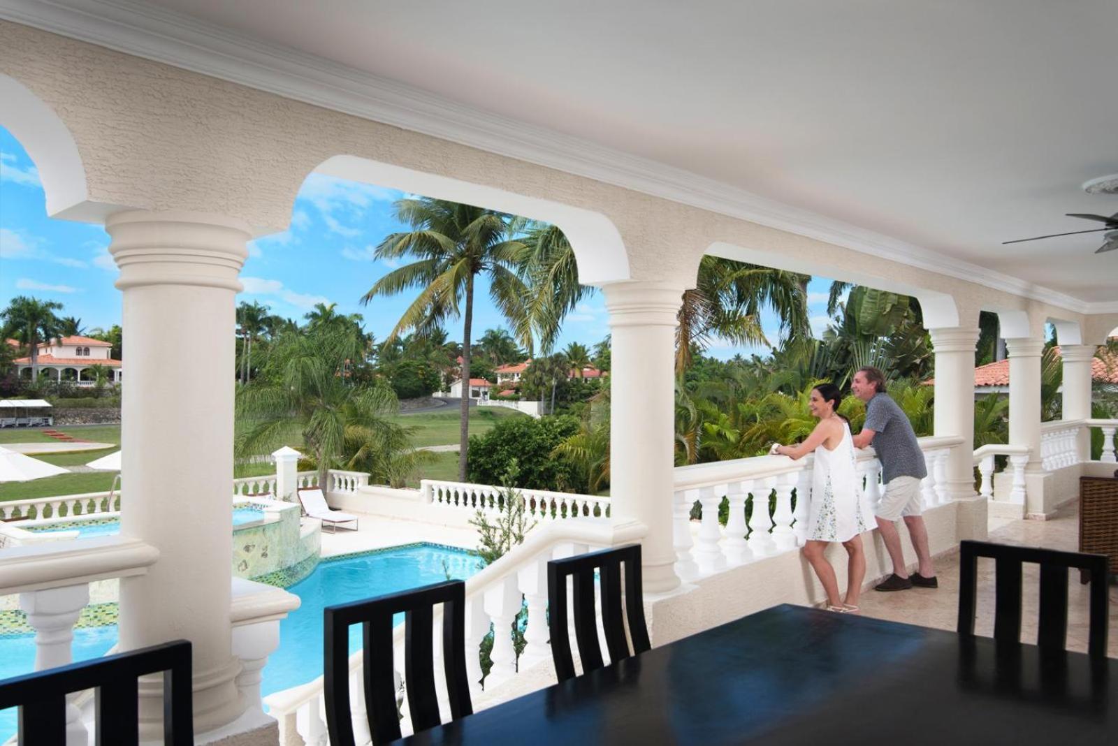 King Alexandre's Crown Villas