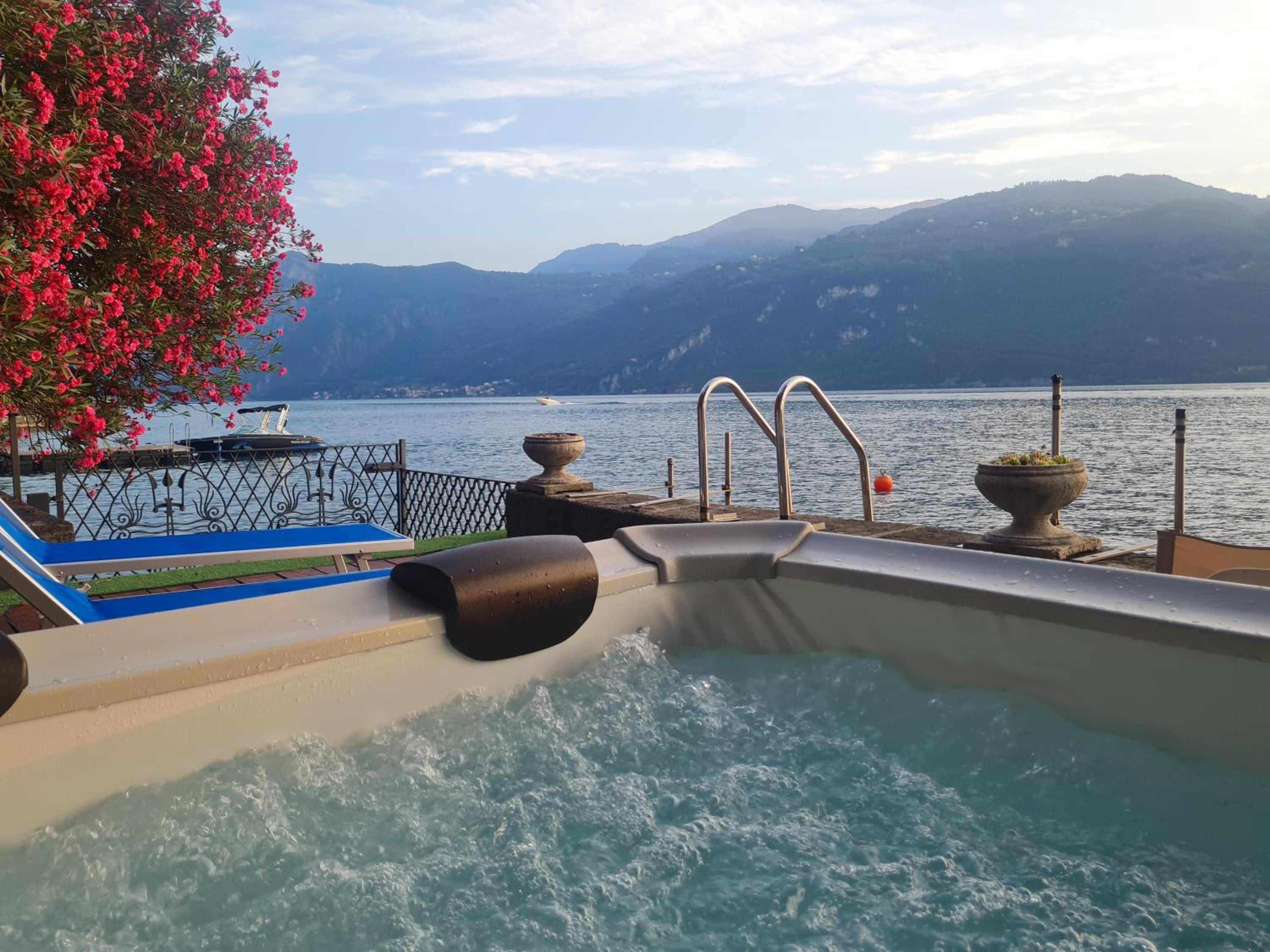 Villa Meridiana-Luxury Lakeside Oasis on Lake Como