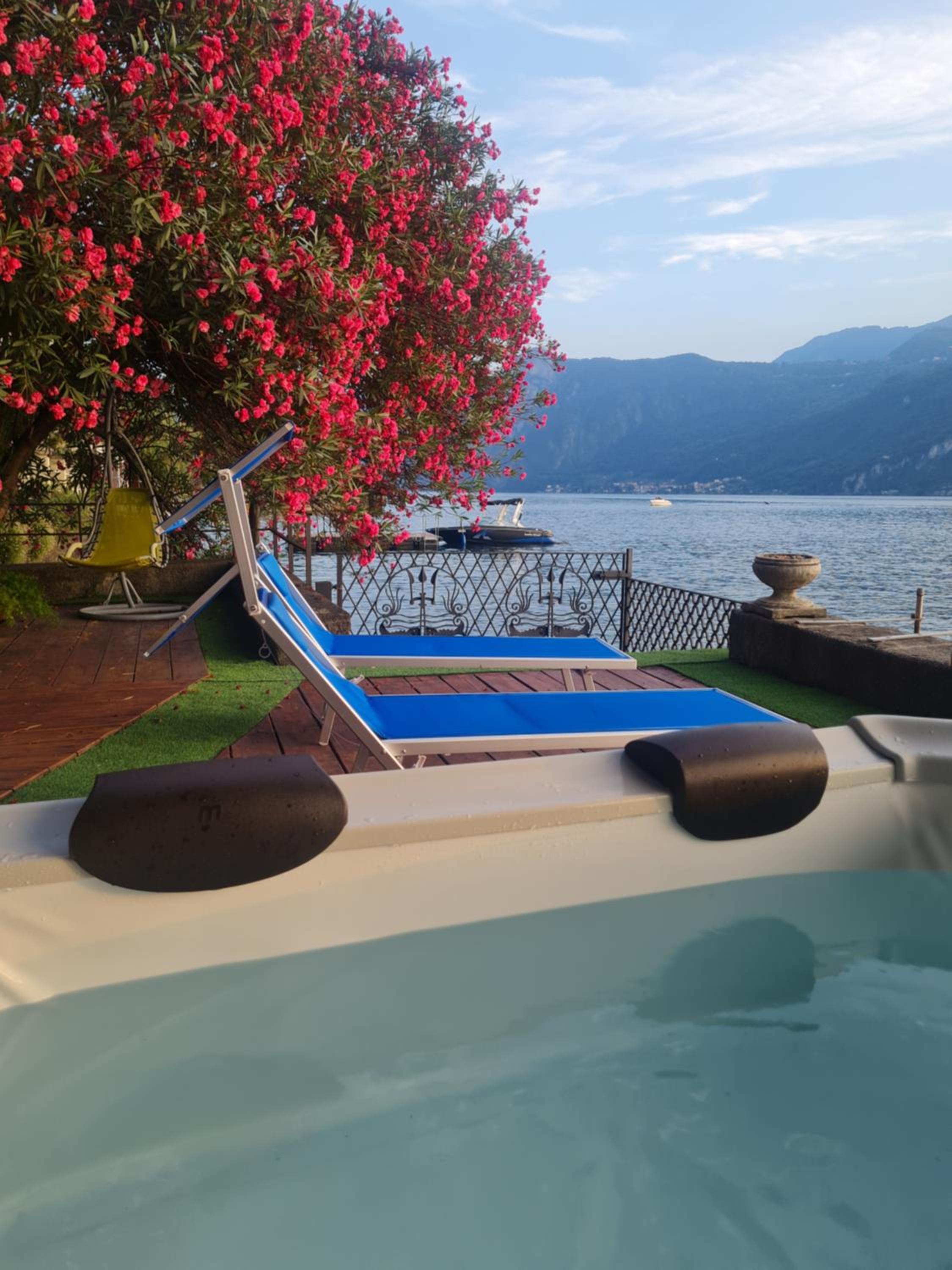 Villa Meridiana-Luxury Lakeside Oasis on Lake Como