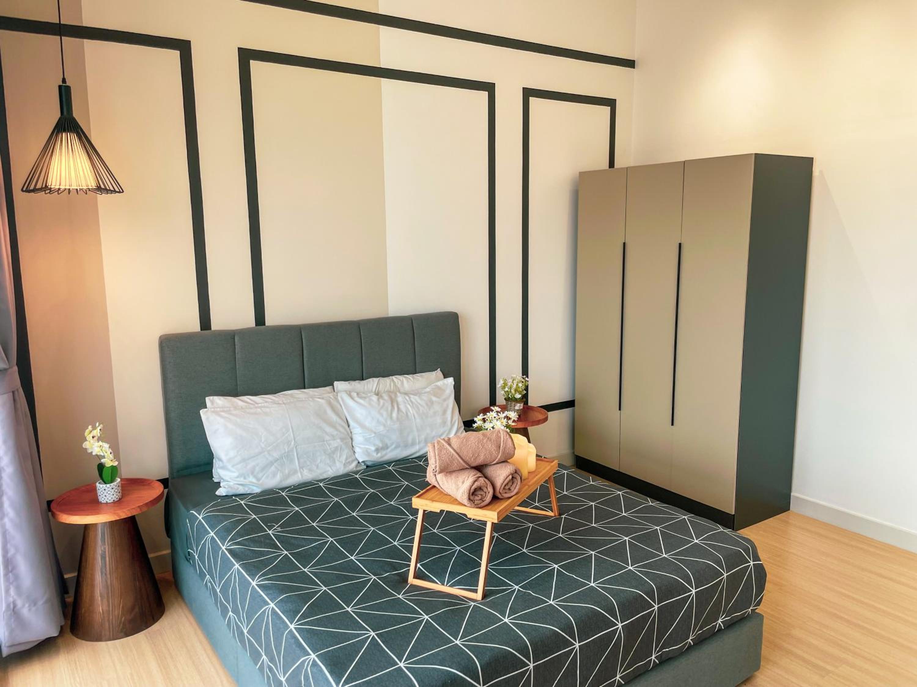 Continew Residence Cozy Suite by GUESTONIC