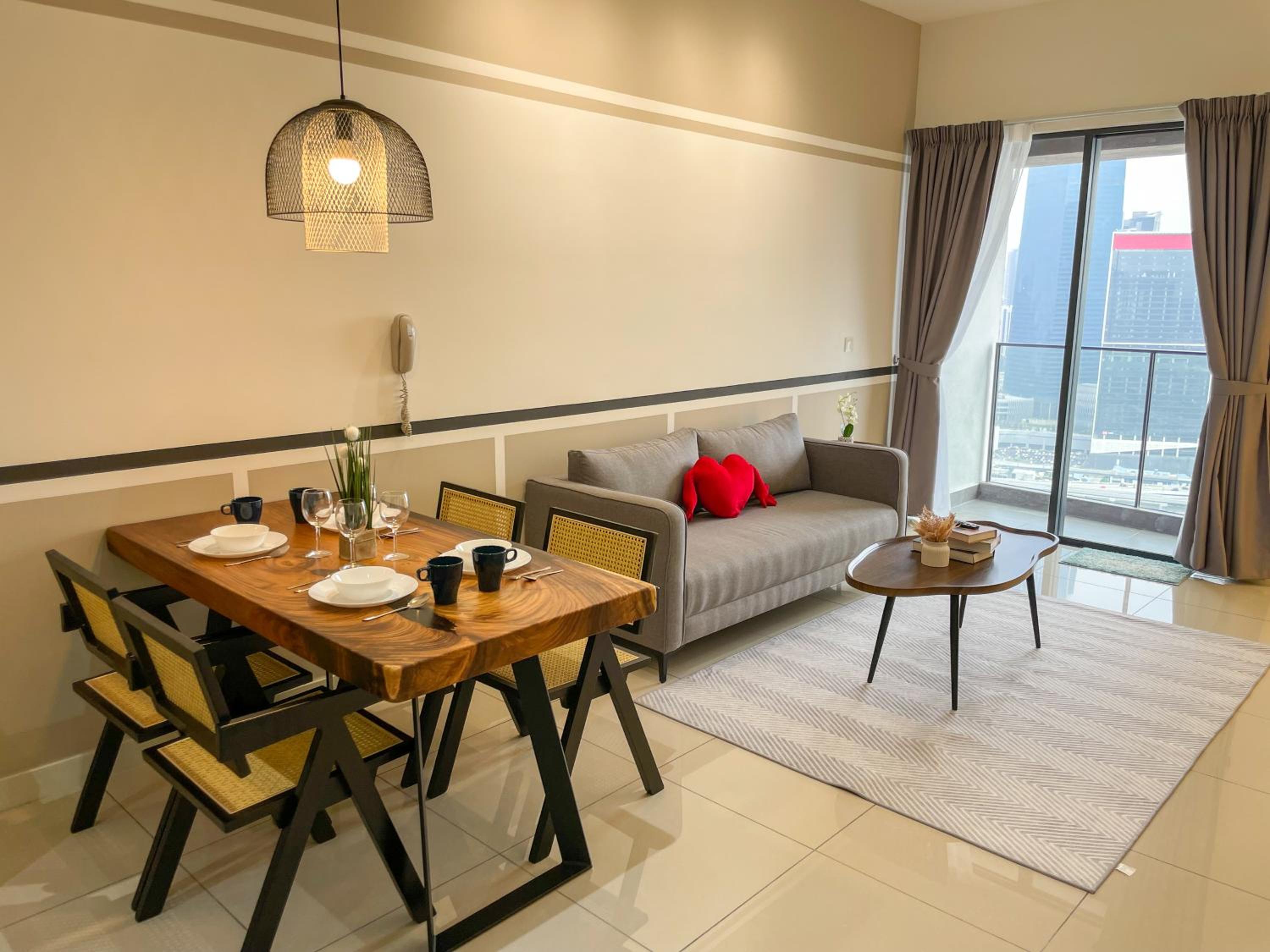 Continew Residence Cozy Suite by GUESTONIC