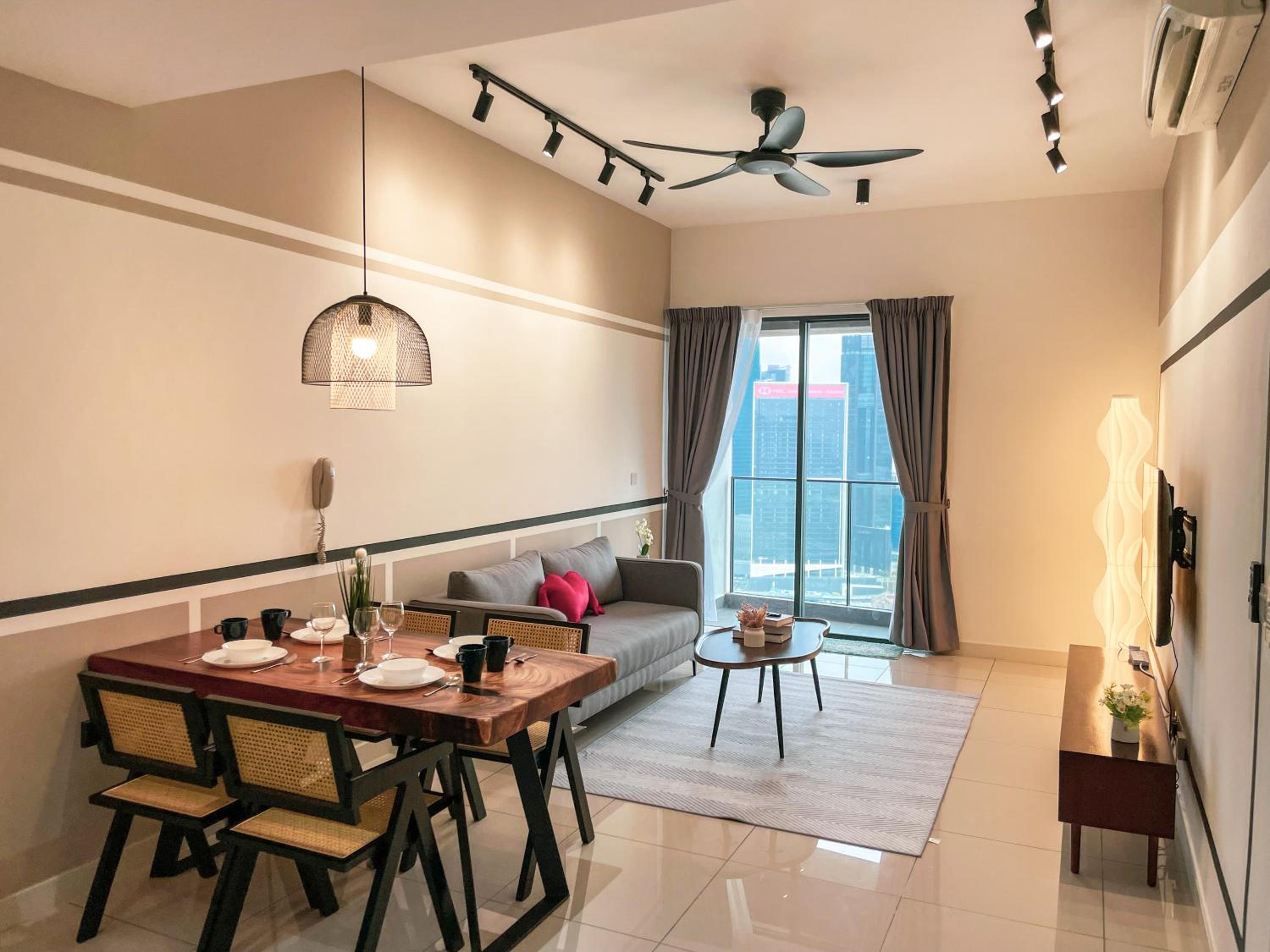 Continew Residence Cozy Suite by GUESTONIC