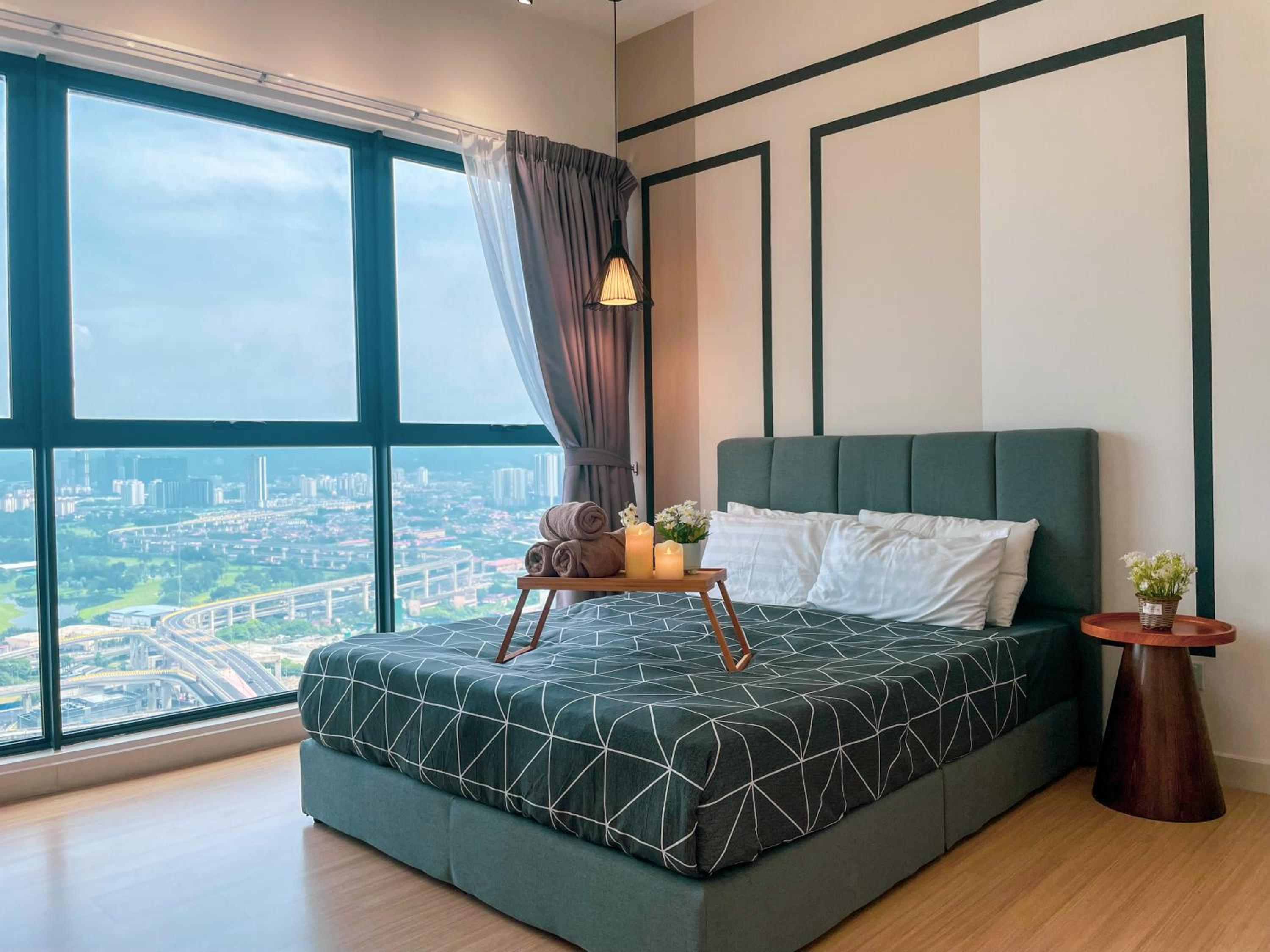Continew Residence Cozy Suite by GUESTONIC