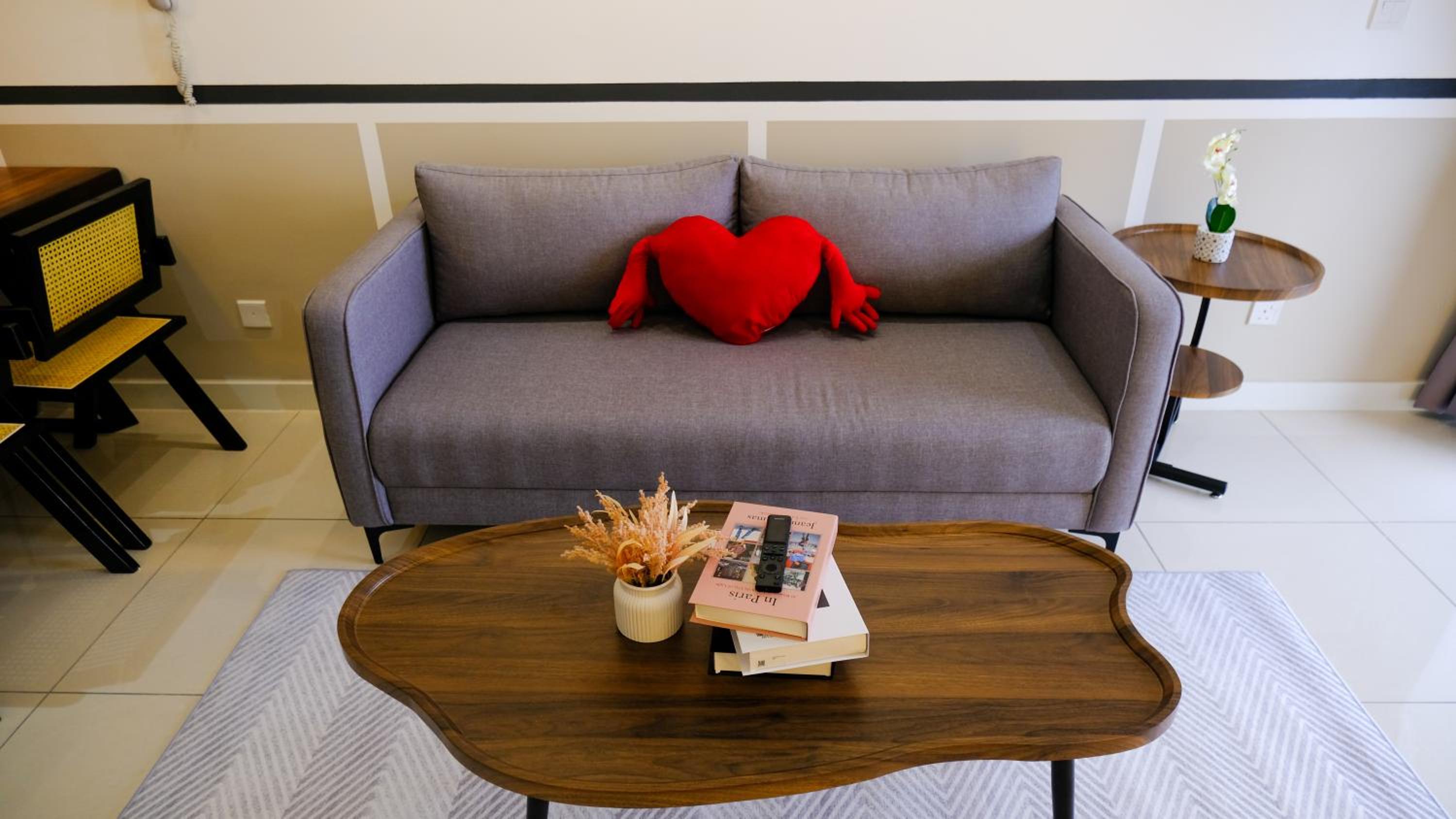 Continew Residence Cozy Suite by GUESTONIC