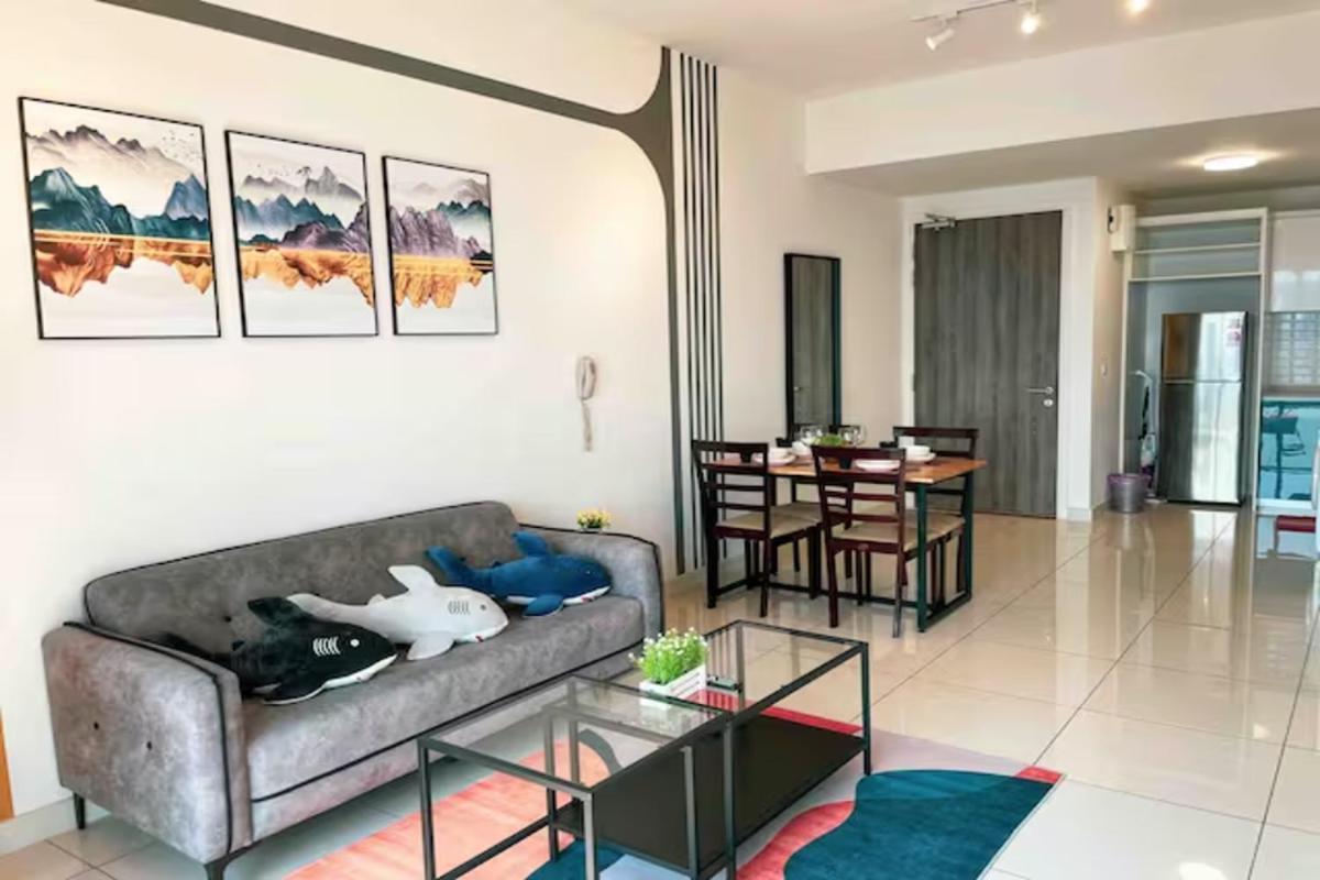Continew Residence Cozy Suite by GUESTONIC
