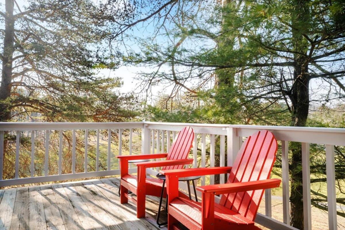 Hot Tub, Fire Pit, Grill, Deck w Resort Amenities view 5
