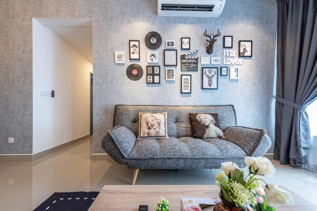 M-Vertica Sunway Velocity Cheras by Luvit Stay