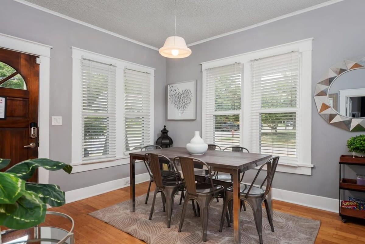 Hip East Nashville Cottage w HOT TUB Mins to DWNTN view 3