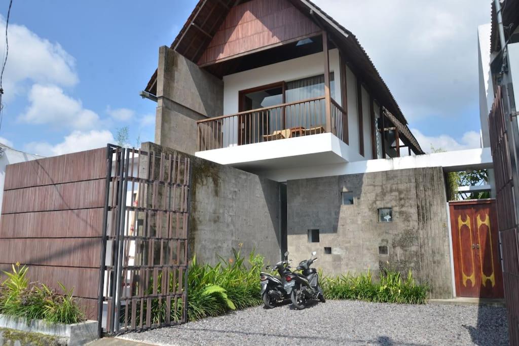 Perfectly 3BR Private Villa for Family in Ubud view 4