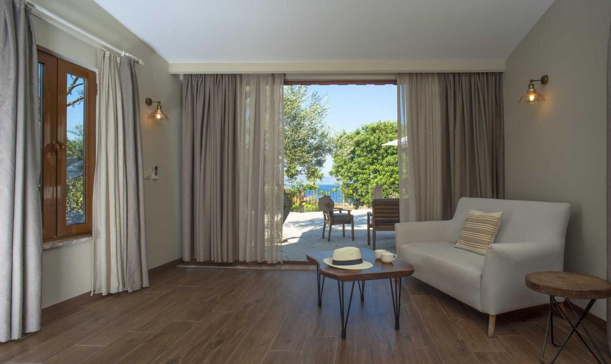 Bal, Villa Florya view 4