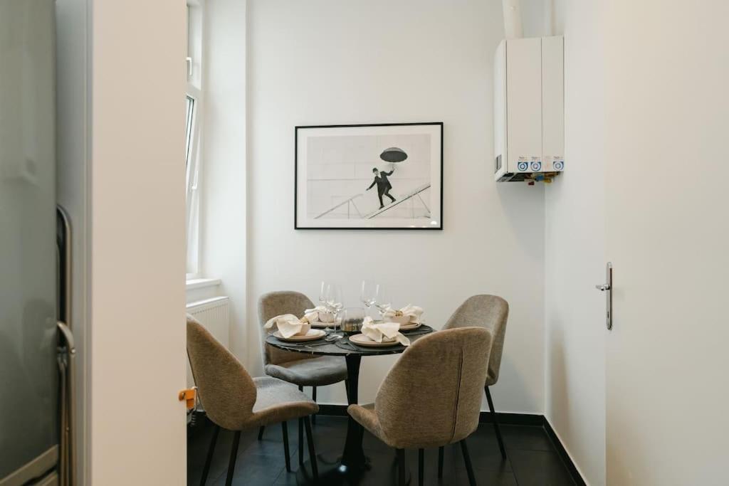 Classy APT in Josefstadt perfect for 4-6