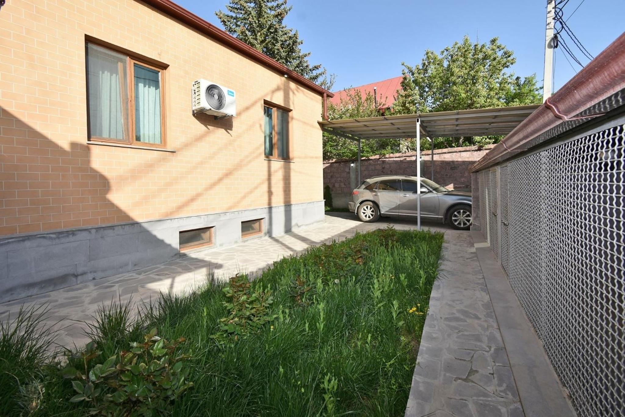 Jrvezh Family House