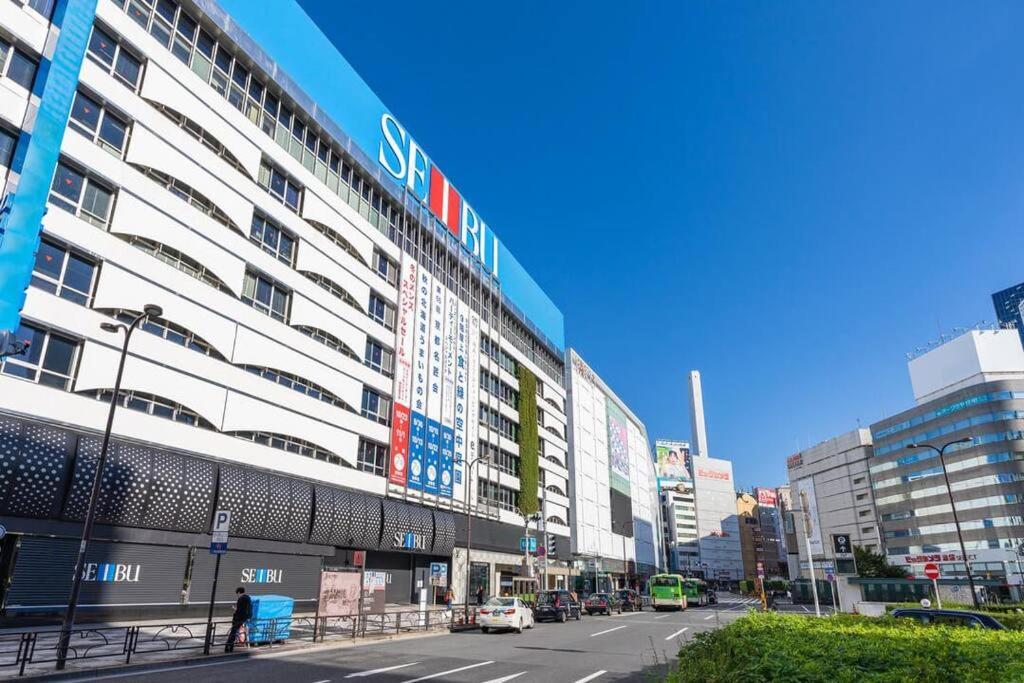 Spacious 1120feet , 3-Bedroom Apartment near Ikebukuro, 2 Minutes to Train