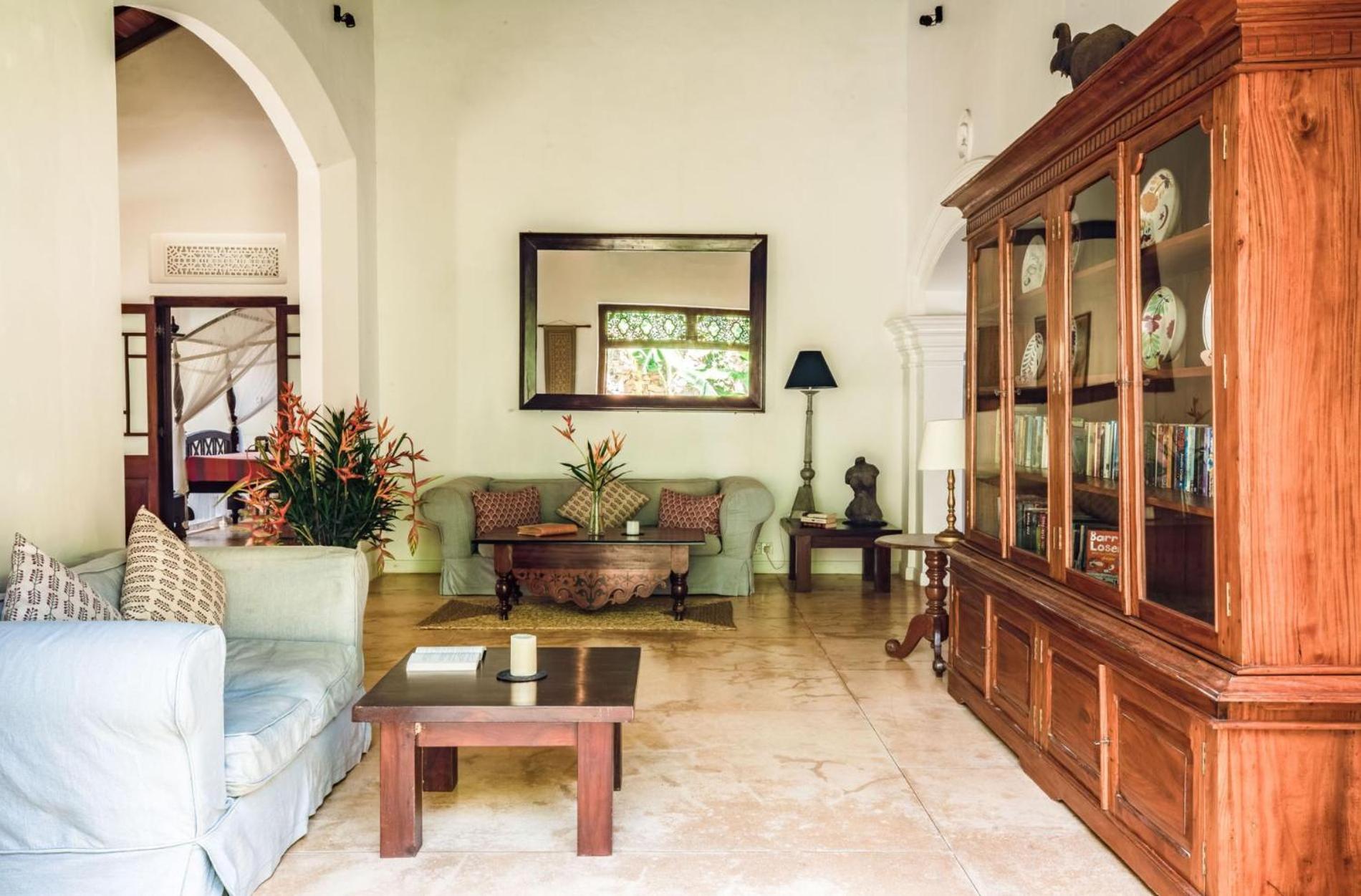 Coconut Grove villa w cook pool