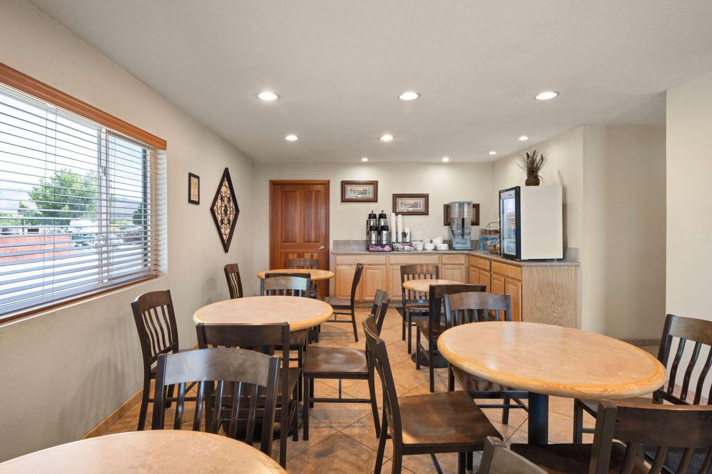 Super 8 by Wyndham Susanville, Photo 51