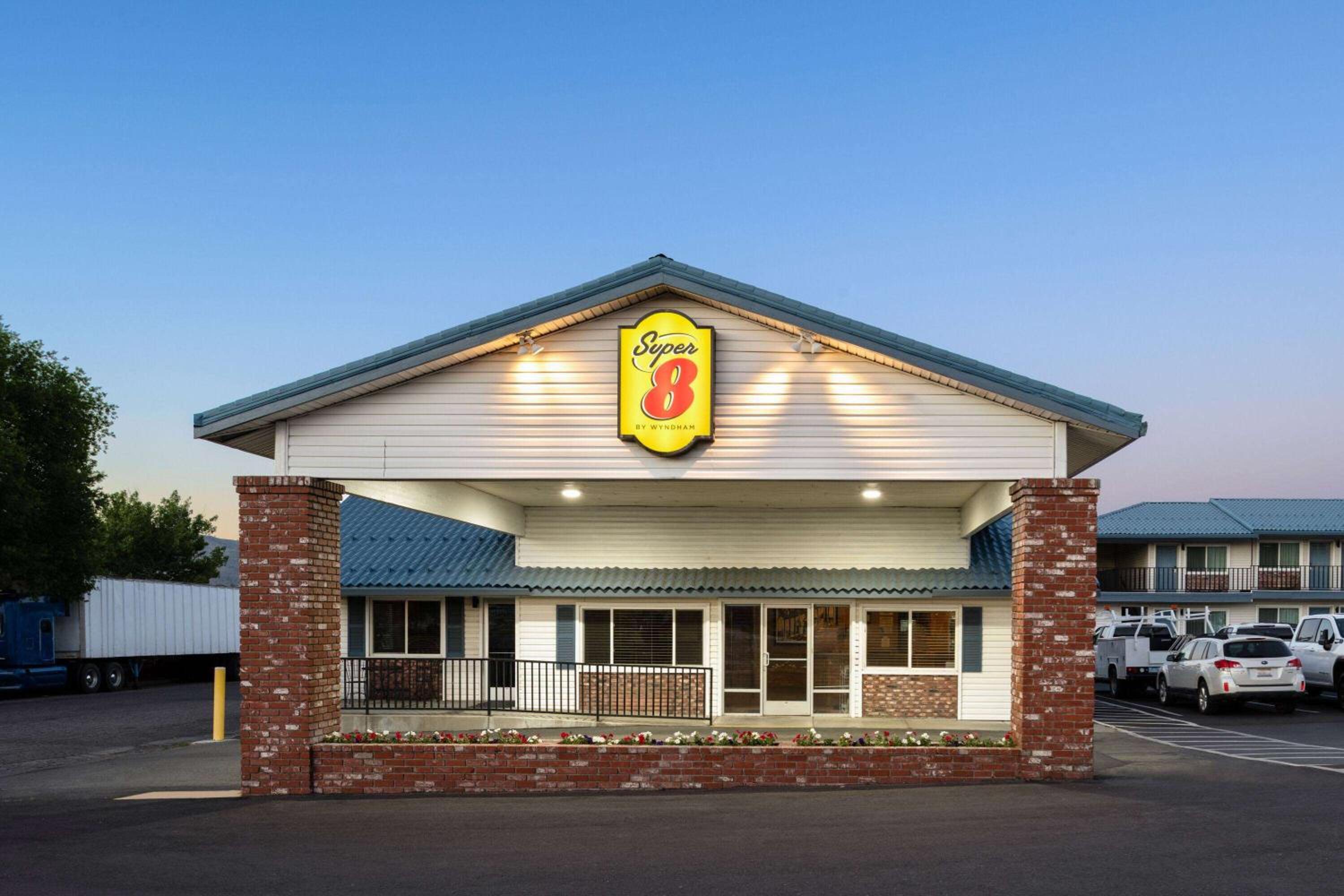 Super 8 by Wyndham Susanville, Photo 77